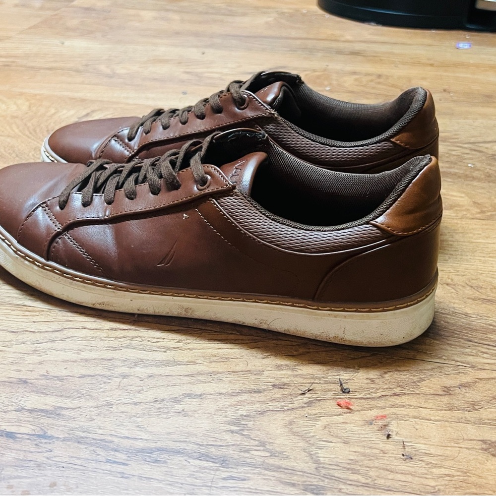 Nautica Men's Brown Leather Sneakers